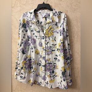 Liz Claiborne  Floral Button Down Shirt(Pit to pit 29”
Length 29”)